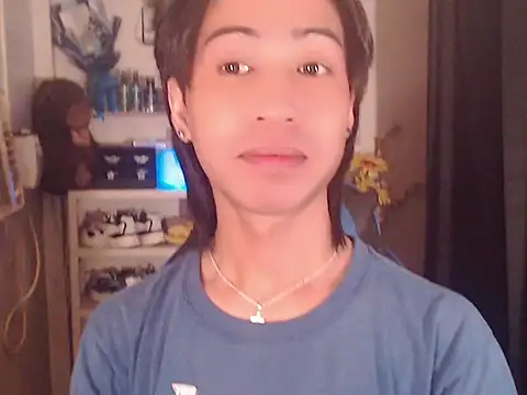 Erin_23 在線直播表演