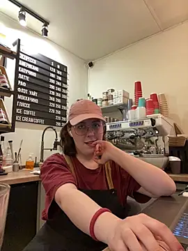 cinnabon_'s Live XXX Chat