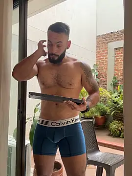 Mike_savage3's Live XXX Chat