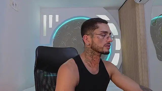 Alanrodgers 라이브 XXX 채팅