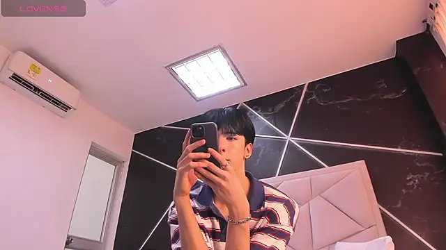 Онлайн чат XXX AerumChae