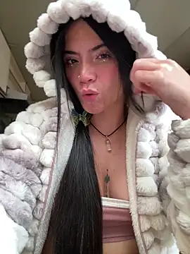 PamelaJonsom_ Chat XXX live