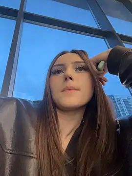 دردشة AnitaFly الجنسية المباشرة