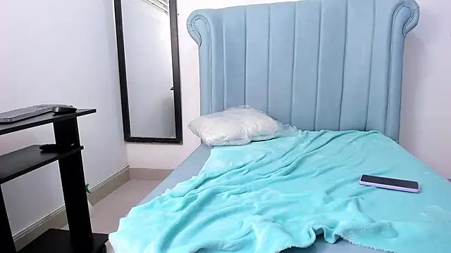 Cleopatra_Trans Adlı Modelin Web Kamerası Şovu