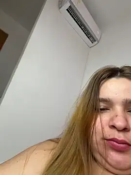 Blondylicious Chat XXX in diretta