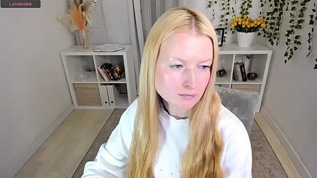 Laly_Peach Live XXX-Chat