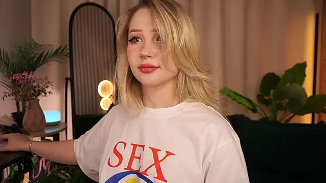 Chat XXX en directo de LauraWifeness