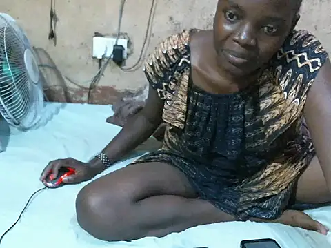 Chat XXX en directo de SEXY-NAIMA