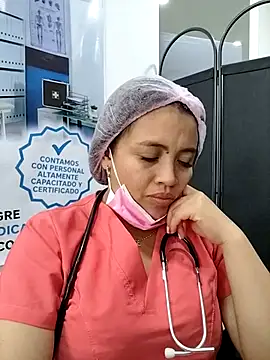 Nurse_Alice-7: απευθείας συνομιλία ΧΧΧ