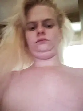 BadAssBitchMakayla's Live XXX Chat