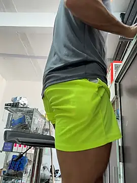 Paul22cm- – Naživo XXX chat