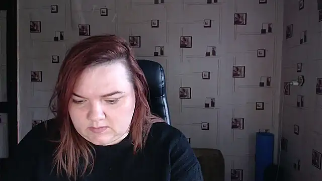 Chat XXX en directo de TasyaBigTTs