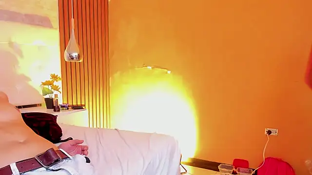 AbbyLoius 在線直播表演