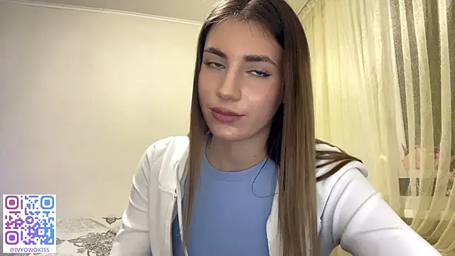 Chatroom XXX en direct de simmisweet