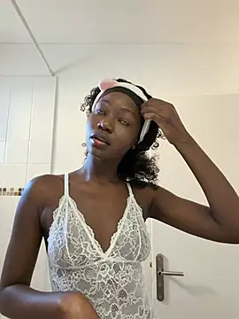 ebonysweetyy's Live XXX Chat