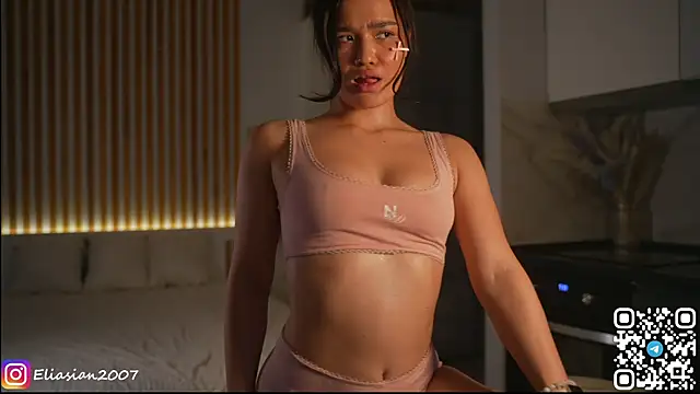 Živý XXX chat Eliasian