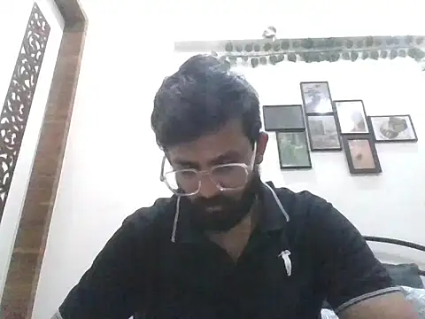 aryaka1303 在線直播表演