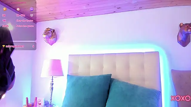 Chat +18 de _sasha_miller_ ao vivo