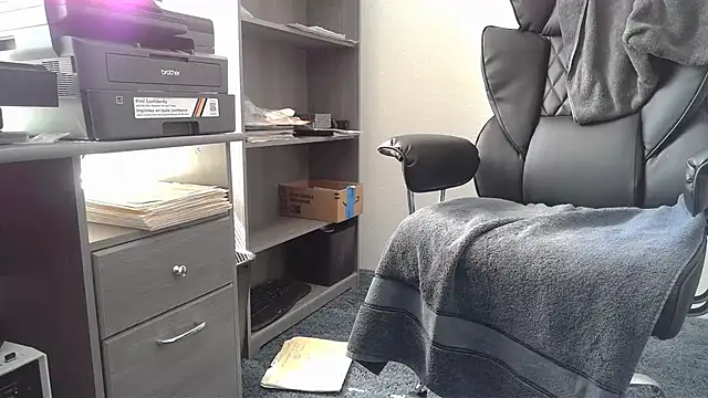 TrevorSteele Obrolan Langsung XXX