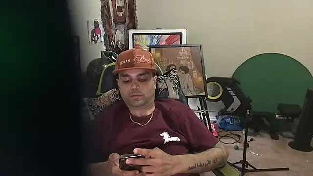 KungFuPanda001 Chat XXX in diretta