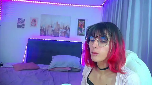 Pokazy przed kamerką – goth_minerva