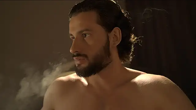 Keen___Luckystrike: διαδικτυακό σόου στην κάμερα