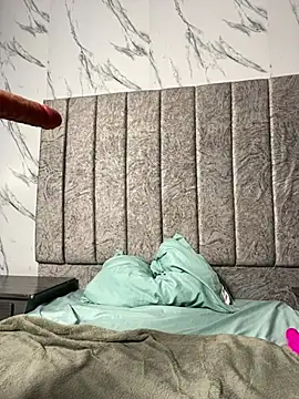 XXX chat uživo modela emilyrojas