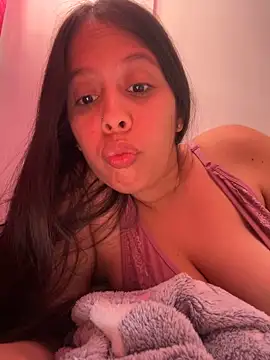 Milu_ShackelfftのライブXXXチャット