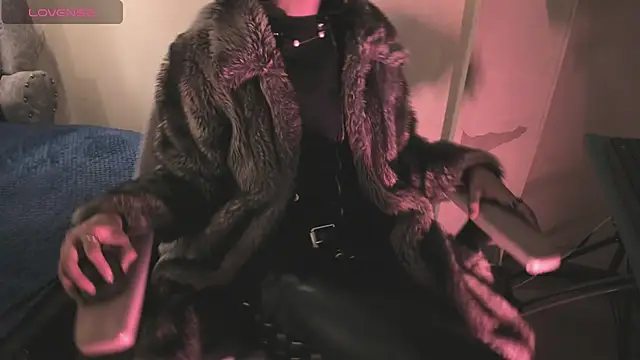 Fieramadame 现场XXX聊天