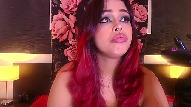 EvaaFoxxy1's Live XXX Chat