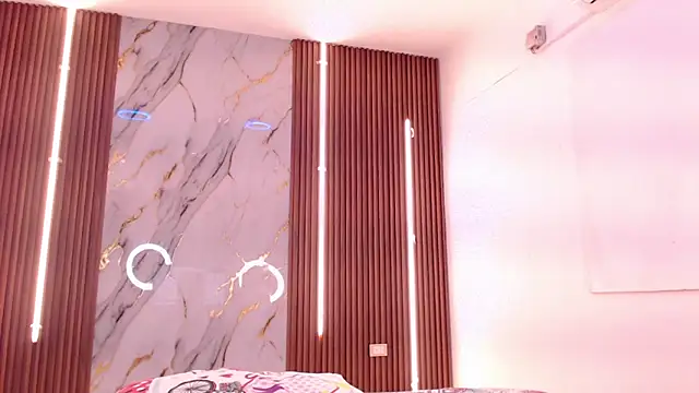 aixa_show: απευθείας συνομιλία ΧΧΧ