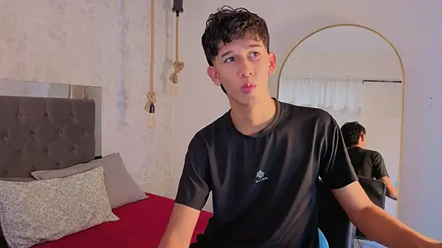 dave_eliot Adlı Modelin Canlı XXX Sohbeti