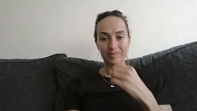 SportyBella_91's Live XXX Chat