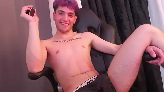 ian_lombardi webcam show