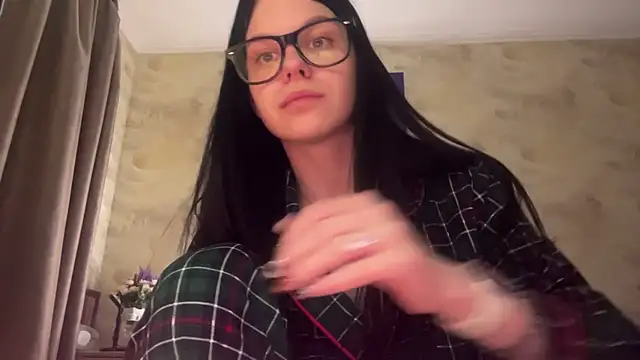 Alice_qte's Live XXX Chat