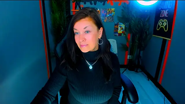 AnaMills live XXX chat