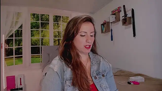 Онлайн чат XXX vanessabrown_