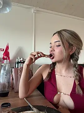 Irina_Grant Pertunjukan Webcam