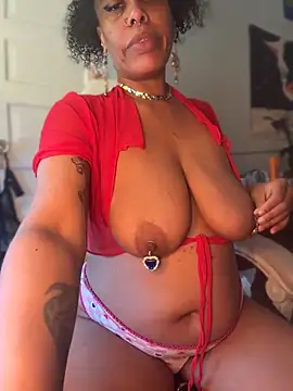 Lunalovesyou8's Webcam Show