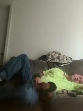 Chat XXX en directo de yourMasterisBored