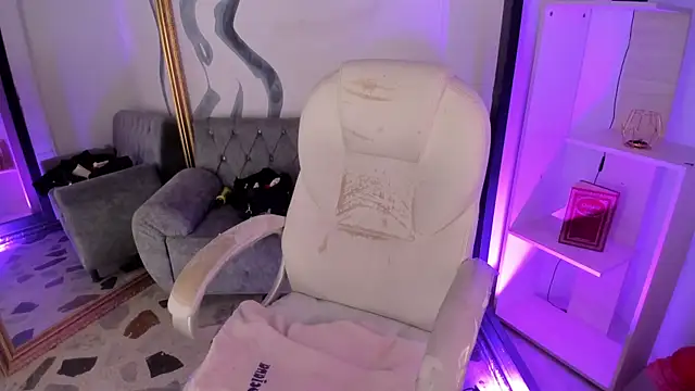 CarolineFyre's Live XXX Chat