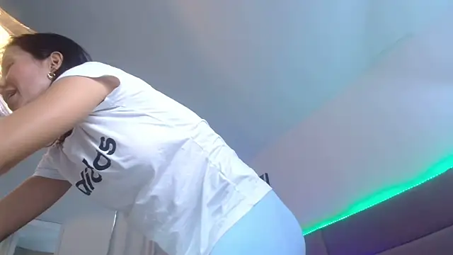 lizzy_squirt Chat XXX in diretta