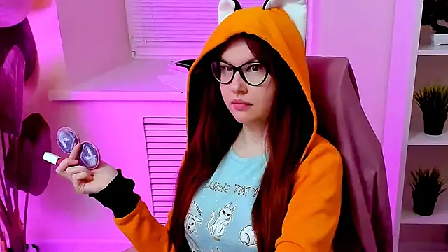 Czat XXX na żywo – CarolGiggly