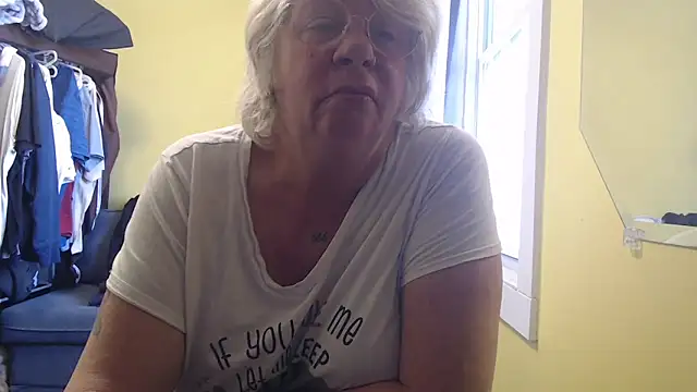 canadiancougar1965's Live XXX Chat