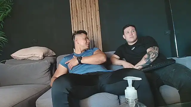 angelstream 在線直播表演