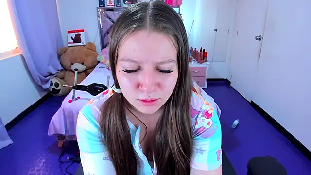 Онлайн чат XXX Luna_Analya