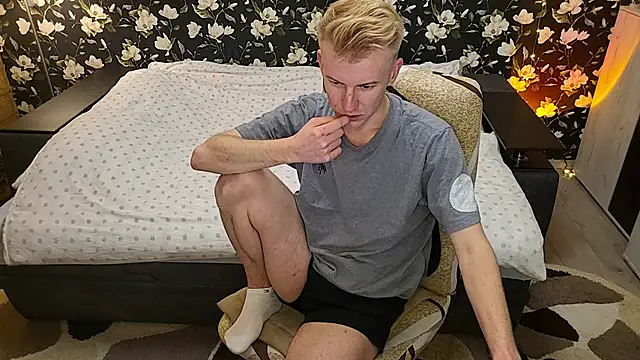 Vuitton – Naživo XXX chat