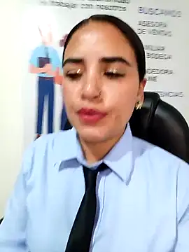 MAYE__13 Pertunjukan Webcam