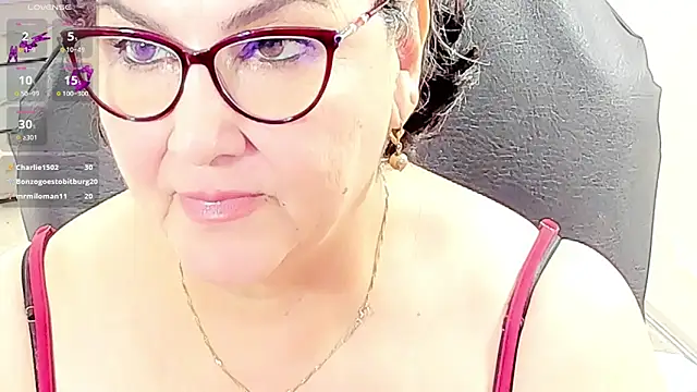 cataleya_mom's Live XXX Chat