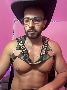 magnumchris 网络视讯表演